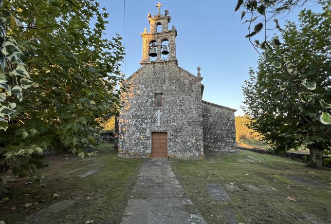 Church of Santa Mar&iacute;a de Rub&iacute;n 0