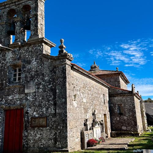 Church of Santiago de Saa 0