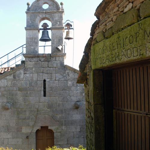 Igrexa de San Vicente de Rodeiro 2